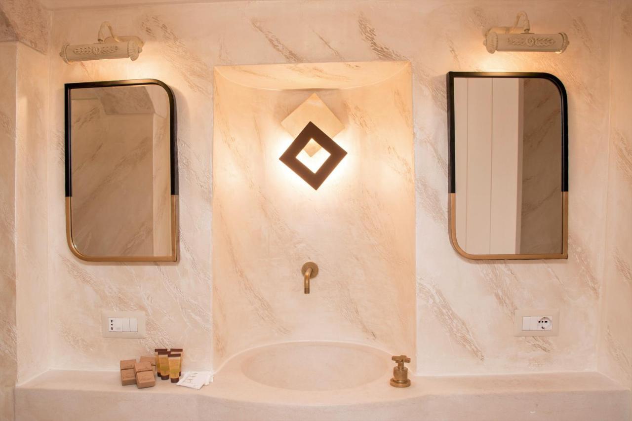 Trullo Cinquenoci Suite Locorotondo Bagian luar foto